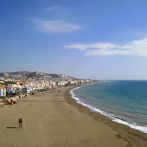 Atico Con Solarium A Metros Del Mar En Malaga Apartamento
